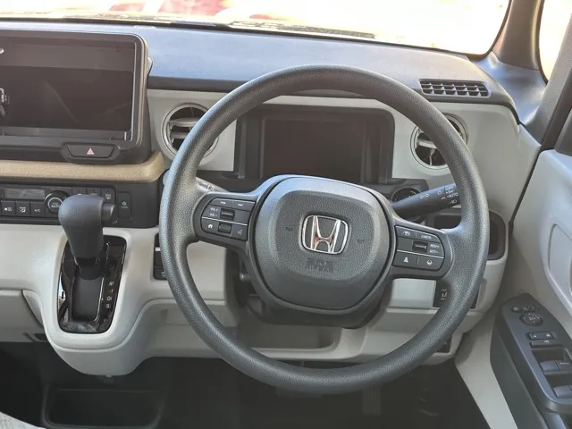 N-BOX(ホンダ)N-BOX届出済未使用車 6