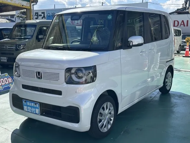 N-BOX(ホンダ)N-BOX コンフォートＰ届出済未使用車 1
