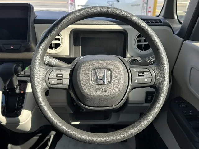 N-BOX(ホンダ)N-BOX コンフォートＰ届出済未使用車 6