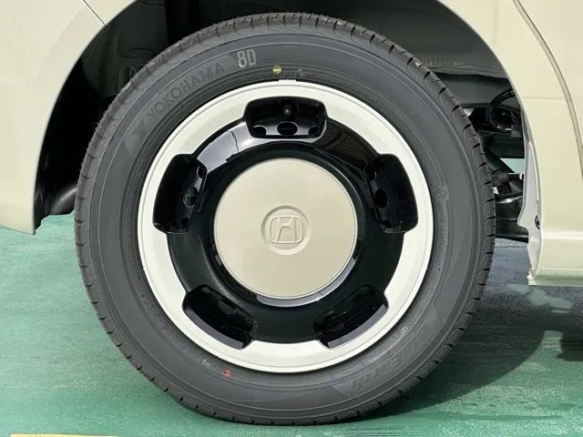 N-BOX(ホンダ)N-BOX ファッションスタイル コンフォートＰ届出済未使用車 13
