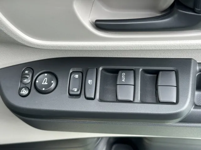 N-BOX(ホンダ)N-BOX ファッションスタイル コンフォートＰ届出済未使用車 14