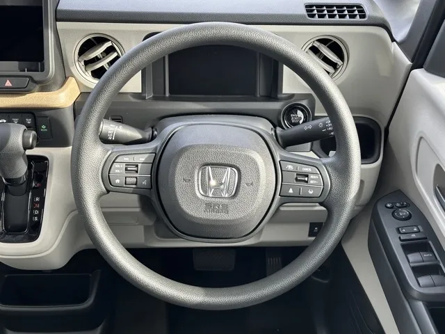 N-BOX(ホンダ)N-BOX ファッションスタイル コンフォートＰ届出済未使用車 6