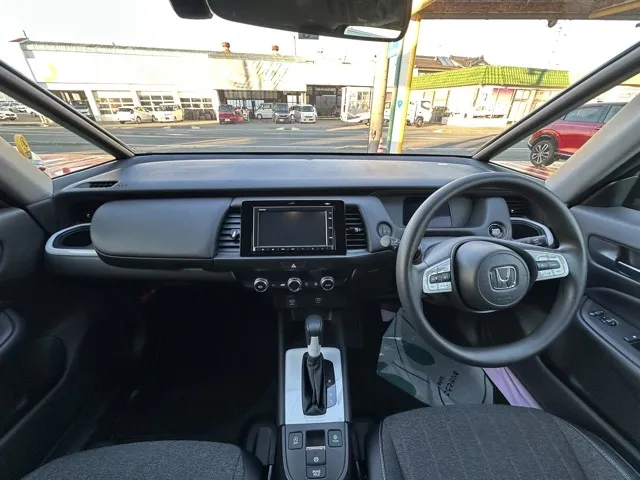 フィット(ホンダ)HOME（ホーム）中古車 5