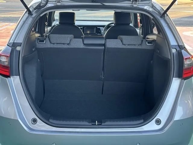 フィット(ホンダ)HOME（ホーム）中古車 7