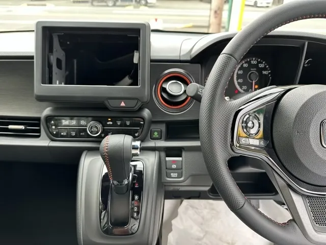 N-ONE(ホンダ)ＲＳ ＡＴ新車見本展示無 13
