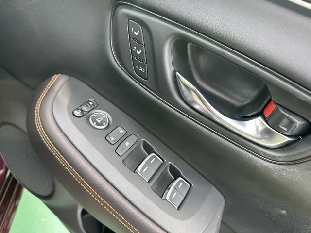 ZR-V(ホンダ)e：HEV Z中古車 11