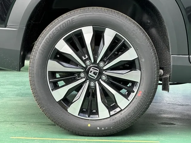 WR-V(ホンダ)Z+登録済未使用車 12