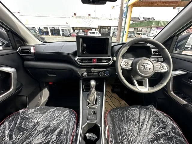 ライズ(トヨタ)ハイブリッドＺ　ナビレディ登録済未使用車 5