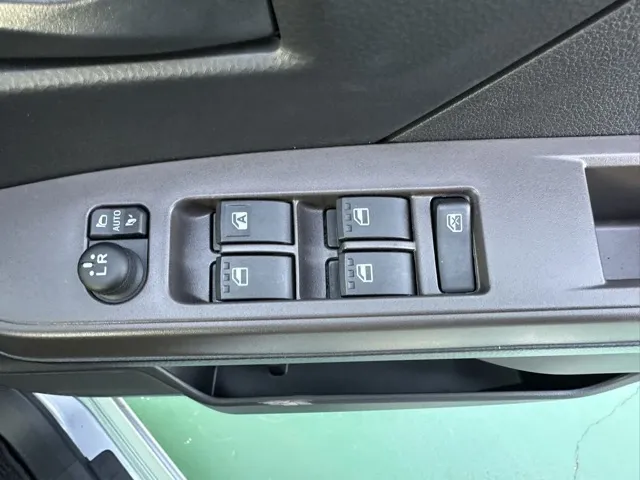 ルーミー(トヨタ)Ｘ中古車 13