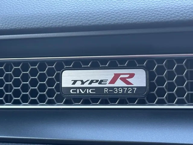 シビック(ホンダ)タイプR登録済未使用車 23