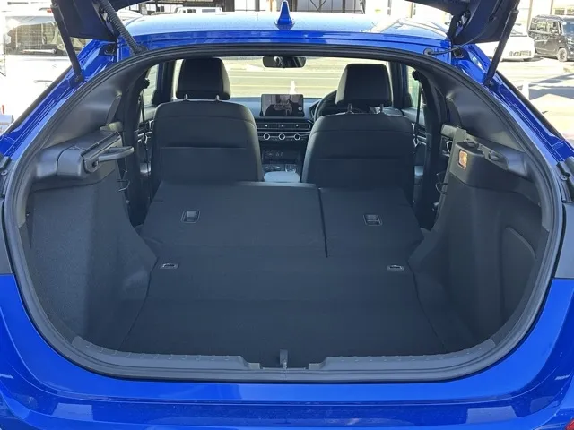 シビック(ホンダ)e：HEV中古車 9