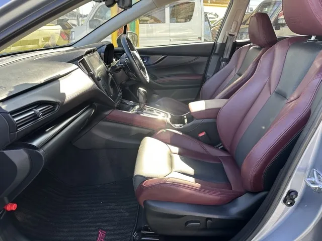 レヴォーグ(スバル)STIスポーツR EX中古車 3
