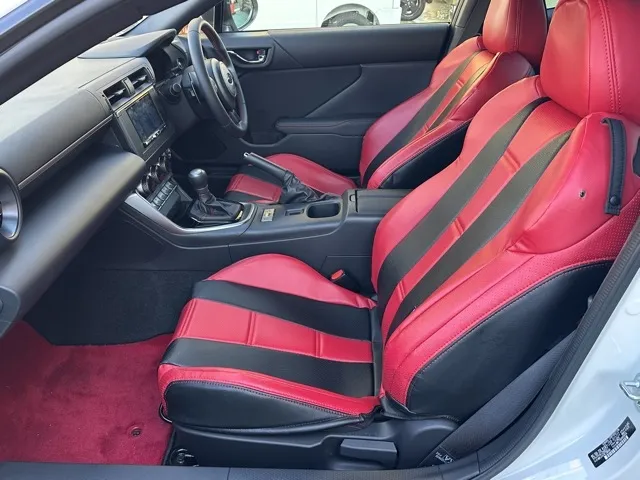GR86(トヨタ)スバル BRZ R AT中古車 3