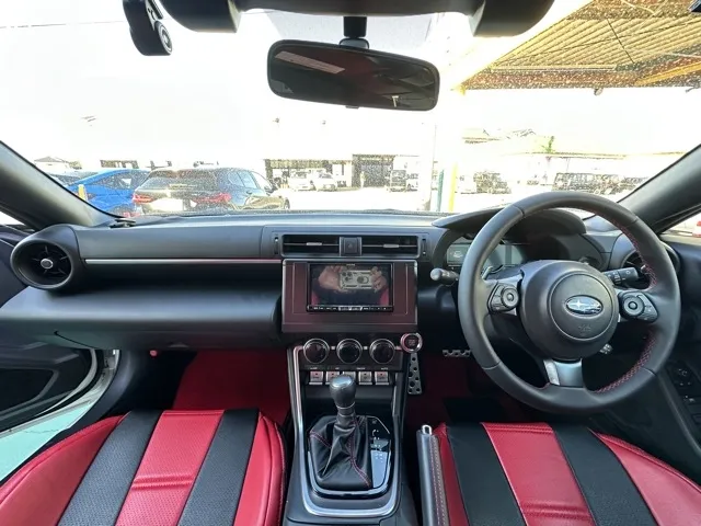 GR86(トヨタ)スバル BRZ R AT中古車 5
