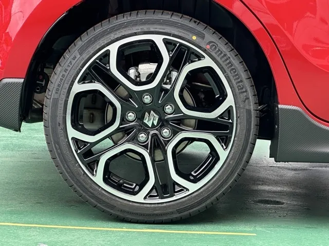 スイフト(スズキ)ベースグレード　セーフティサポート MT登録済未使用車 10