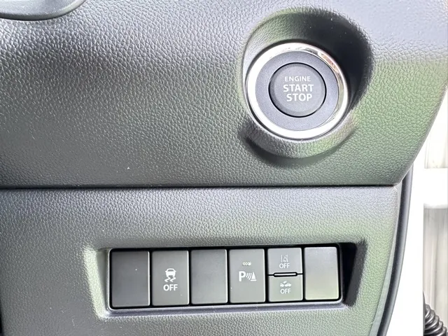 スイフト(スズキ)ベースグレード　セーフティサポート MT登録済未使用車 13