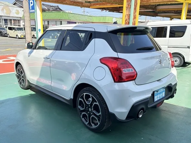 スイフト(スズキ)ベースグレード　セーフティサポート MT登録済未使用車 2