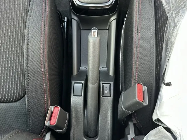 スイフト(スズキ)ベースグレード　セーフティサポート MT登録済未使用車 16