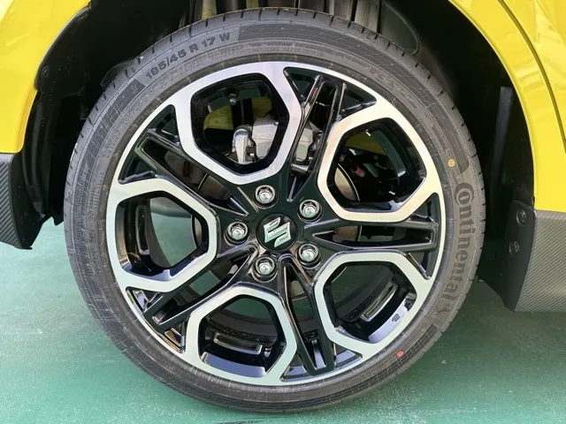 スイフト(スズキ)ベースグレード　セーフティサポート MT登録済未使用車 10