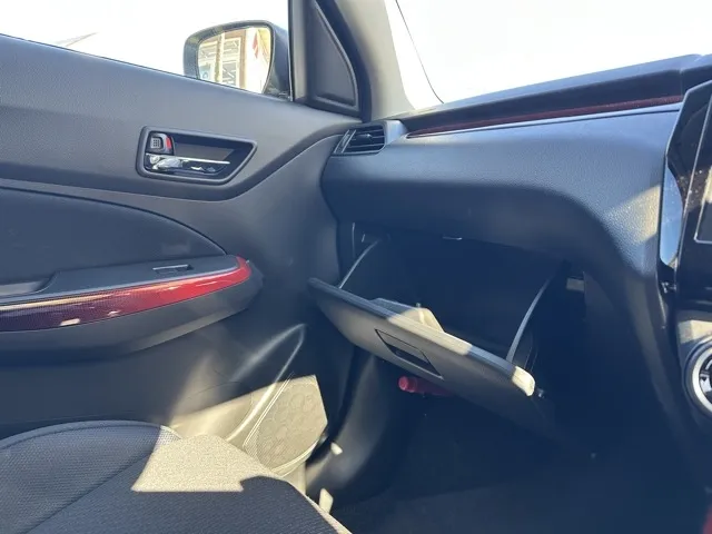 スイフト(スズキ)ベースグレード　セーフティパッケージ 全方位カメラ MT中古車 18