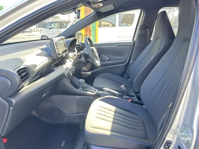 ヤリス(トヨタ)X中古車 3