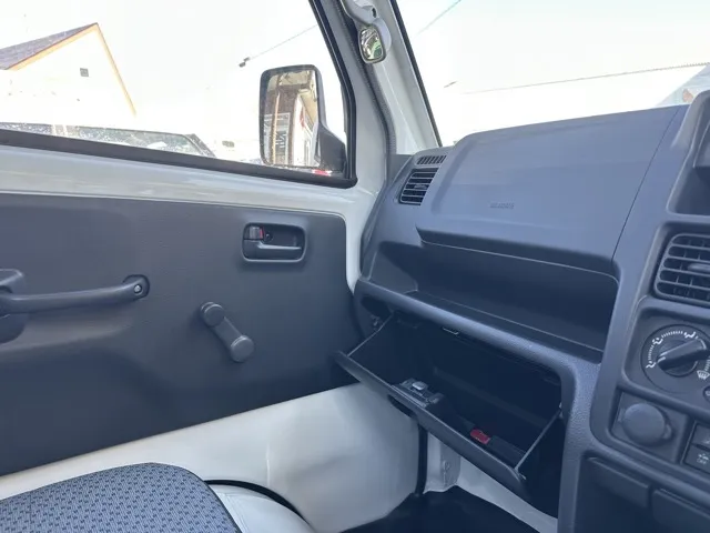 キャリートラック(スズキ)KC 4WD 5MT セーフティサポート中古車 14
