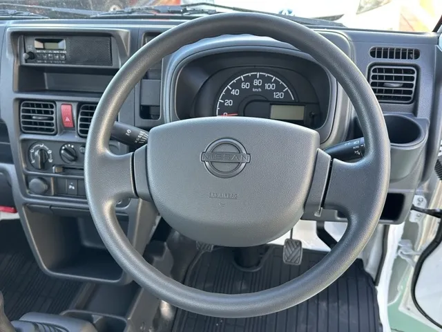 クリッパートラック(ニッサン)DX MT届出済未使用車 9