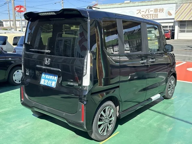N-BOX(ホンダ)N-BOXカスタム届出済未使用車 11