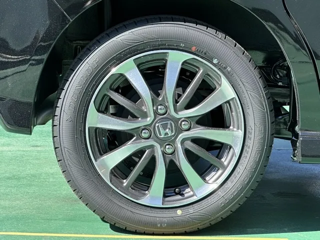 N-BOX(ホンダ)N-BOXカスタム届出済未使用車 12