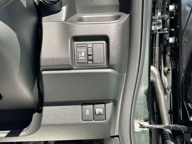 N-BOX(ホンダ)N-BOXカスタム届出済未使用車 14