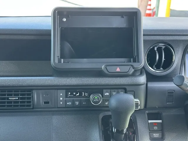 N-BOX(ホンダ)N-BOXカスタム届出済未使用車 15