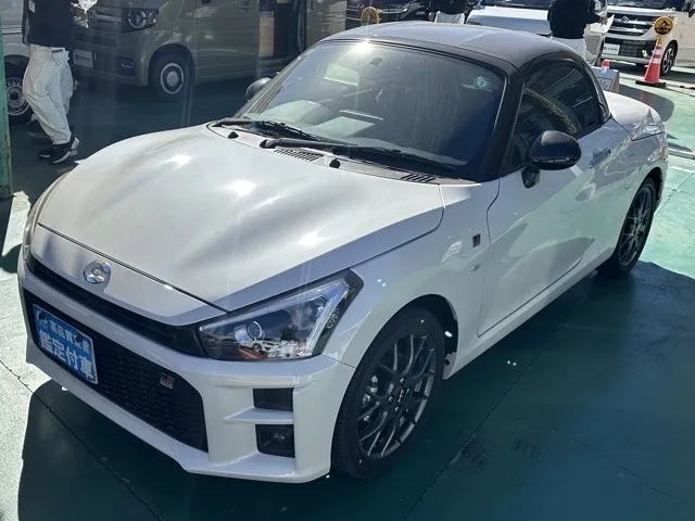 コペン(ダイハツ)GRスポーツ CVT届出済未使用車 18