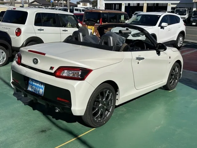 コペン(ダイハツ)GRスポーツ CVT届出済未使用車 6