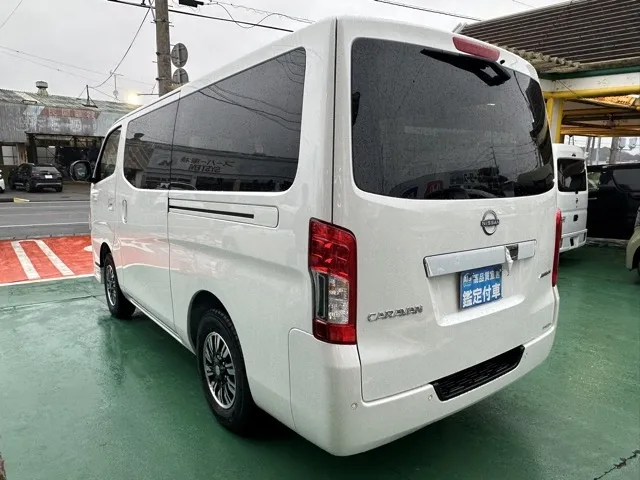 キャラバン(ニッサン)オーテック 左PSD ディーゼル 寒冷地仕様 4WD登録済未使用車 2