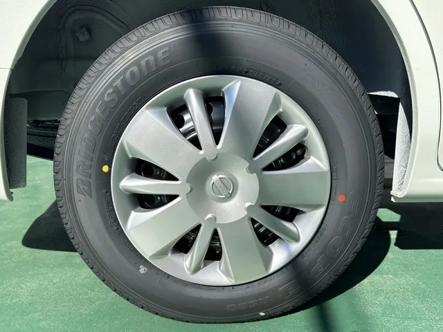 バネット(ニッサン)16X-3R 寒冷地仕様 7人乗り登録済未使用車 13
