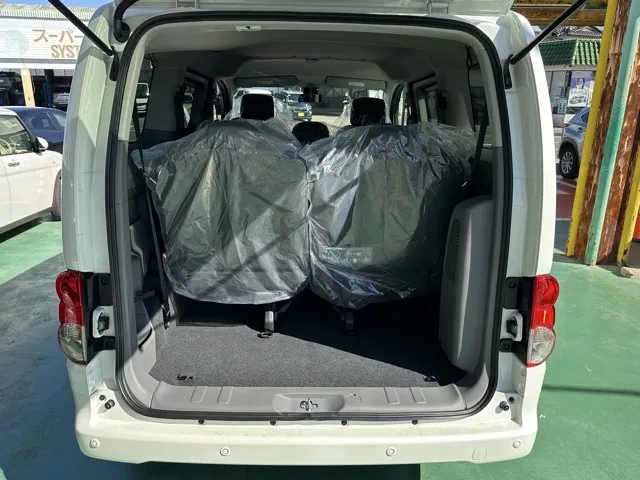 バネット(ニッサン)16X-3R 寒冷地仕様 7人乗り登録済未使用車 8