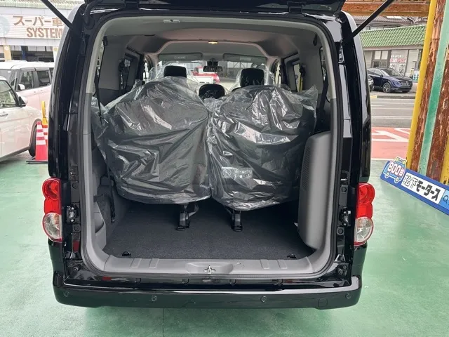 バネット(ニッサン)16X-3R 寒冷地仕様 7人乗り登録済未使用車 11