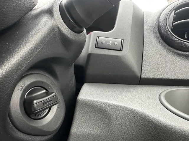 バネット(ニッサン)16X-3R 寒冷地仕様 7人乗り登録済未使用車 24