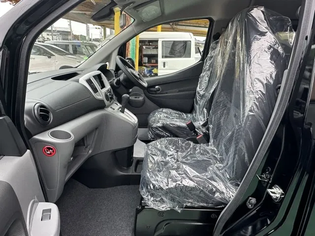 バネット(ニッサン)16X-3R 寒冷地仕様 7人乗り登録済未使用車 3