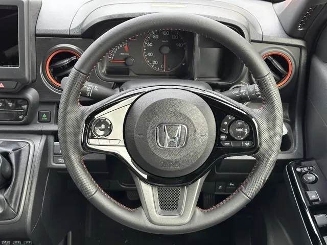N-ONE(ホンダ)ＲＳ ６ＭＴ届出済未使用車 6