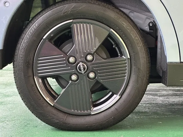 サクラ(ニッサン)X中古車 11