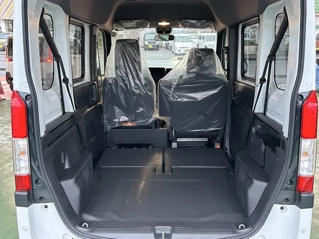 N-VAN(ホンダ)Lタイプ AT届出済未使用車 9