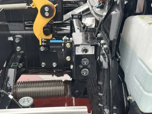 キャンター(三菱)３ｔ ローダースライドダンプ登録済未使用車 8
