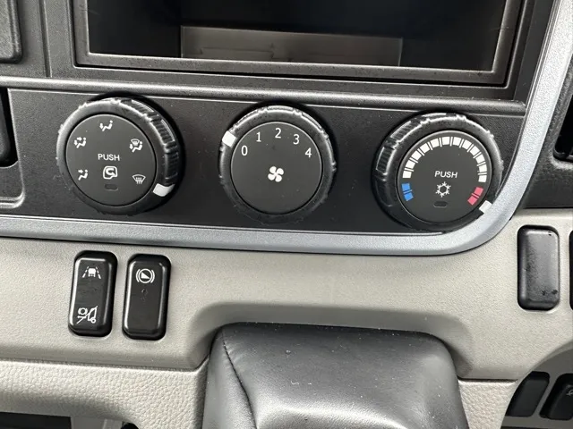 キャンター(三菱)３ｔ ローダースライドダンプ登録済未使用車 25