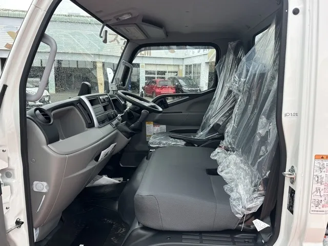 キャンター(三菱)３ｔ ローダースライドダンプ登録済未使用車 3