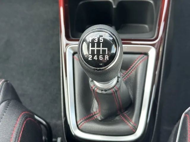 スイフト(スズキ)ベースグレード　セーフティサポート MT登録済未使用車 17