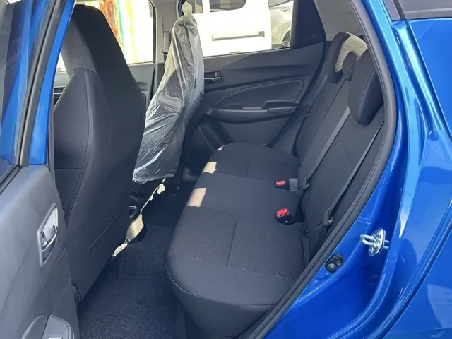 スイフト(スズキ)ベースグレード　セーフティサポート MT登録済未使用車 4
