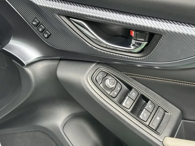 レヴォーグ(スバル)リミテッド EX中古車 13