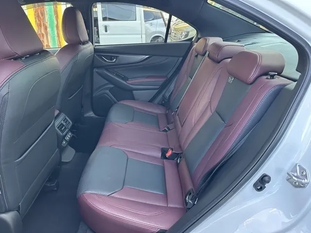 WRX(スバル)STIスポーツR中古車 4