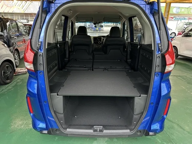 フリード(ホンダ)G Sパッケージ登録済未使用車 8